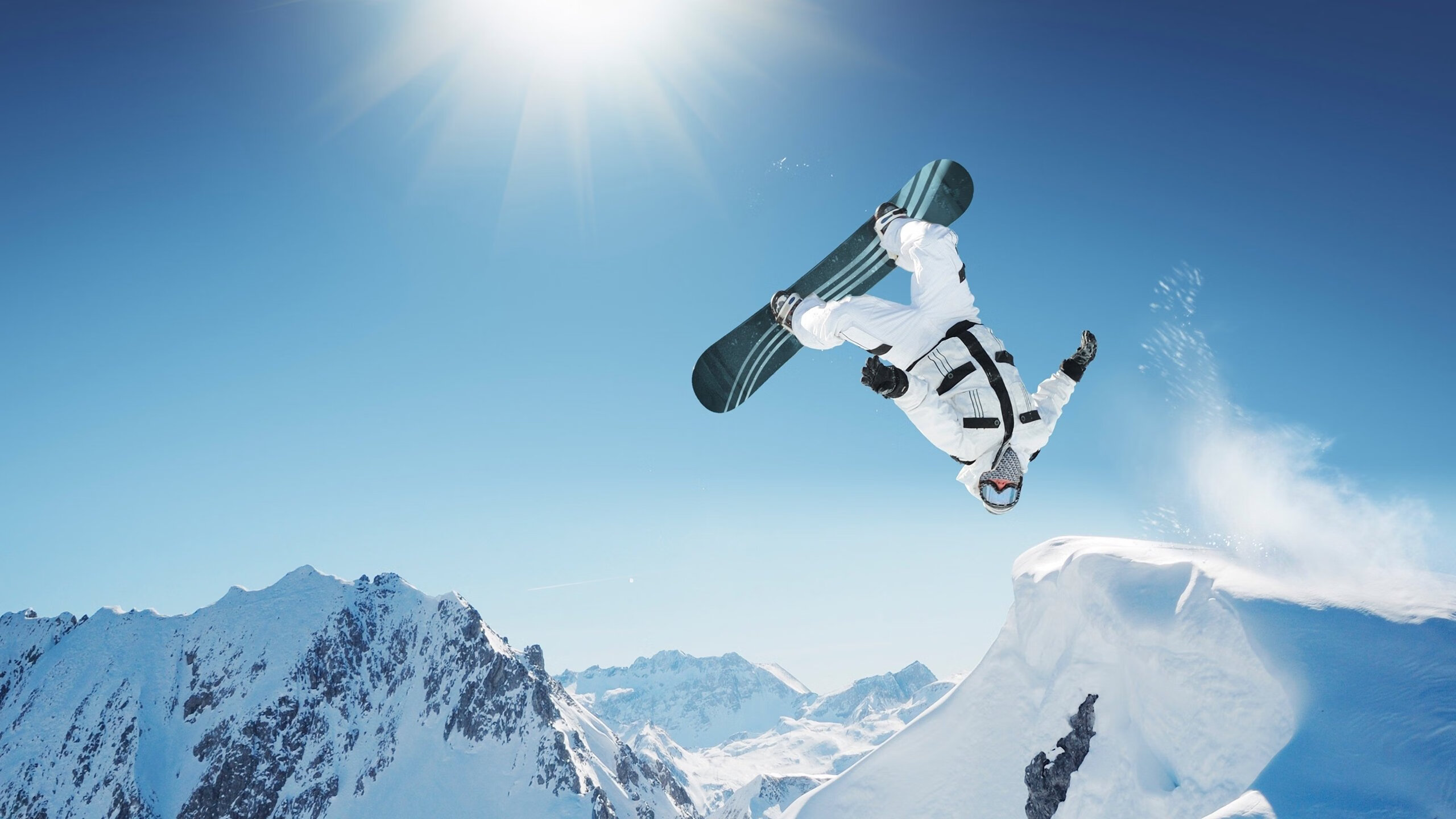 巴哈马举办国际划艇比赛引发关注，巴哈马籍船